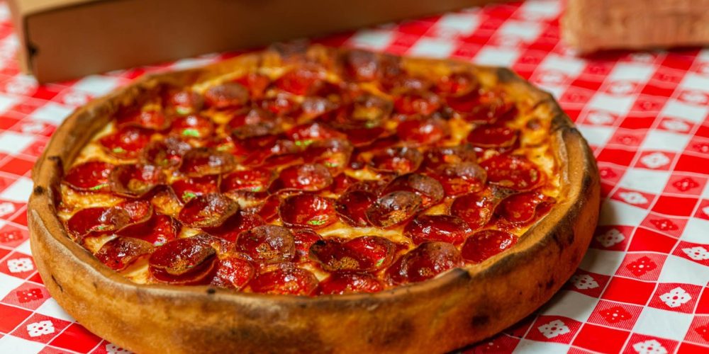 Chicago Style Pizza, Tavern Style Pizza, Pizza Delivery, Pizza Takeout, Pizza To Go, Pizza Near Me, Best Pizza Chicago, Italian Villa, Italian Village, Event Catering, Specialty Pizza, Pizza Shop, Orland Park, South Side, Orland Hills, Homer Glen, Tinley Park, Palos Park, Oak Forest